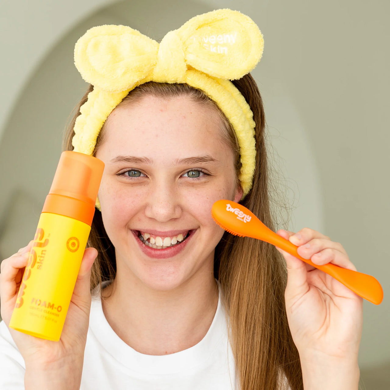 Tweeny Skin: Silicone Facial Buffer & Mask Applicator for Tweens